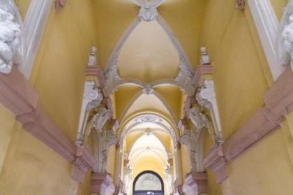 Authentic Grand Boulevard - image 12