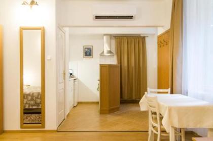 Authentic Grand Boulevard - image 5