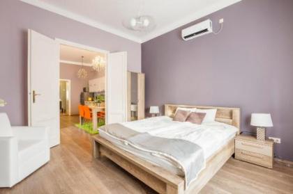 Two Couples Apartment - image 5