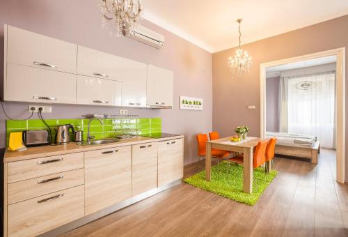 Two Couples Apartment - image 7