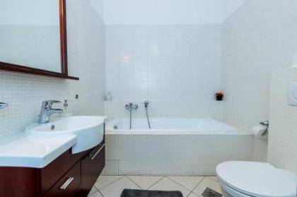 Budapest Harmony Apartments - image 19