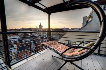 Budapest Harmony Apartments - image 5