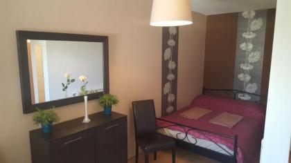 Csaba Apartment - image 1