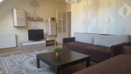 Csaba Apartment - image 9