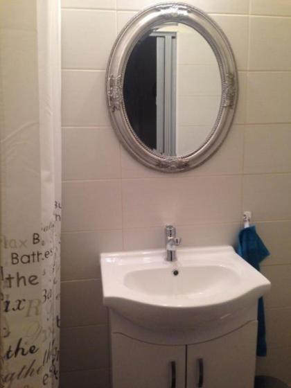 Rustic apartman - image 10