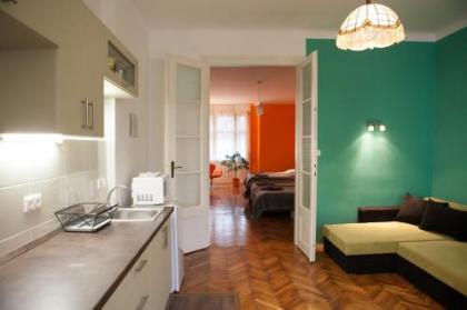 Buda Trió Apartments - image 14