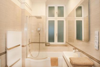 Anna Apartment - image 10