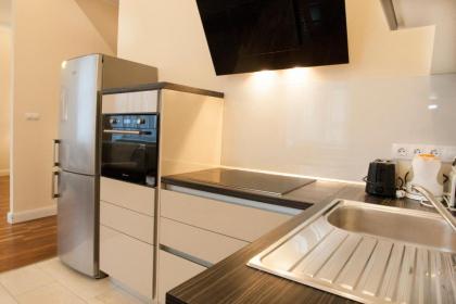Anna Apartment - image 14