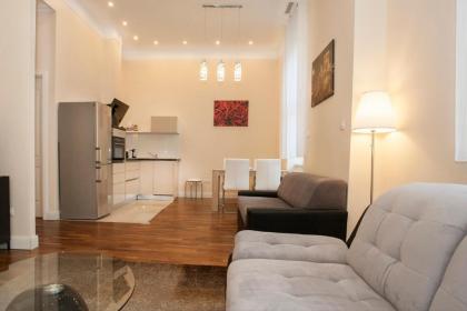 Anna Apartment - image 19