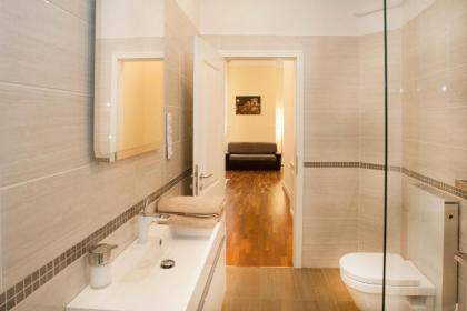 Anna Apartment - image 8