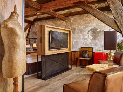 PEST-BUDA Design Hotel by Zsidai Hotels at Buda Castle - image 3