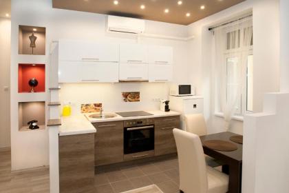 Great Market Hall Apartment - image 13