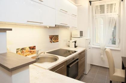 Great Market Hall Apartment - image 16