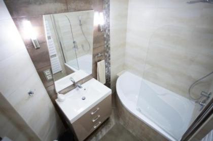 All Seasons Apartment - image 13