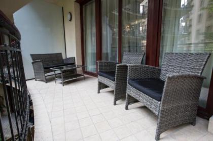 All Seasons Apartment - image 7