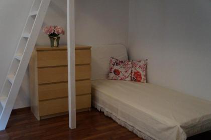 Julia's Home - image 17