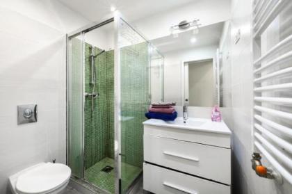 Vanesia Boutique Apartment - image 10