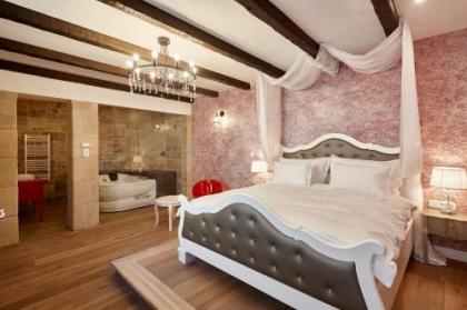 Maison Bistro & Hotel - image 10