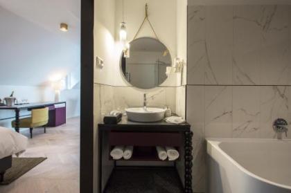 Maison Bistro & Hotel - image 20
