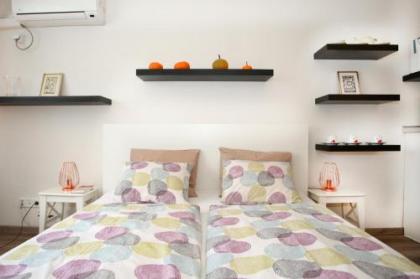 Valentina Apartment in CityCenter - image 11