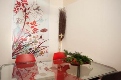 Valentina Apartment in CityCenter - image 13