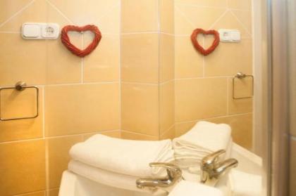 Valentina Apartment in CityCenter - image 15