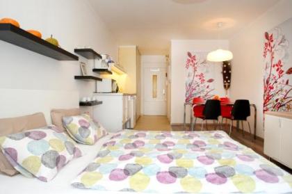 Valentina Apartment in CityCenter - image 4