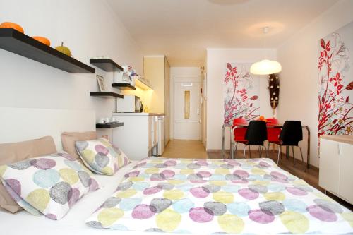 Valentina Apartment in CityCenter - image 4