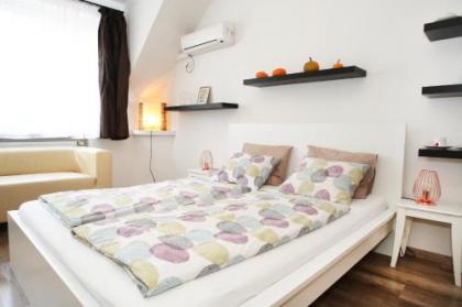 Valentina Apartment in CityCenter - image 8