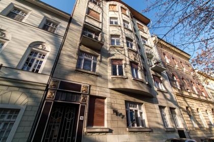Tamara Apartment - image 13
