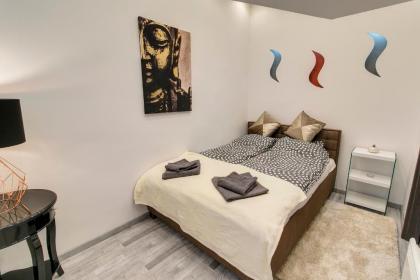 Tamara Apartment - image 19