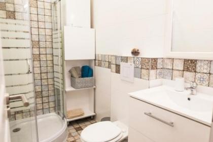 All In Apartman III. - image 8