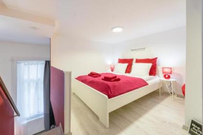 happy home Budapest FOX - image 19