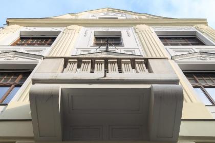 Hotel Mika Downtown - image 11