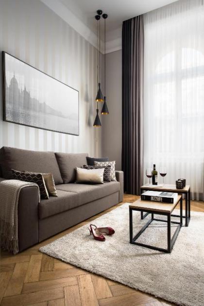 Brill Budapest Apartments 3 - image 1
