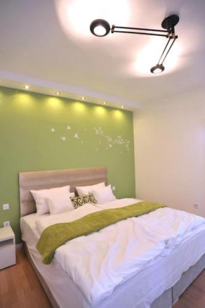 Hillside Premium Apartments - image 7