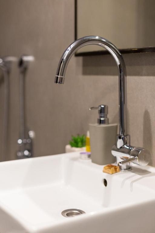 City Heart Wellness Apartment - image 7