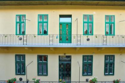 Gozsdu Apartments in Center - image 6