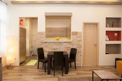 Dominique apartment - image 11