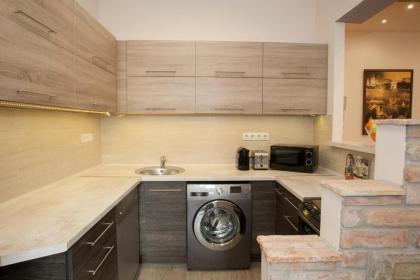 Dominique apartment - image 13