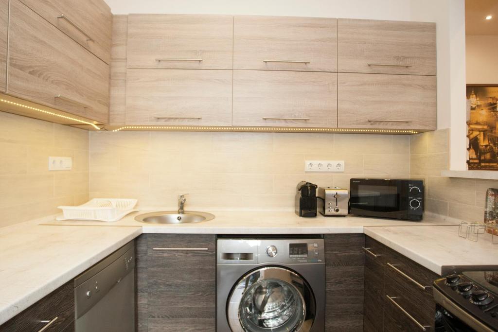 Dominique apartment - image 5