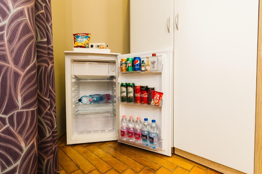 Centric Lifestyle Apartments - image 4