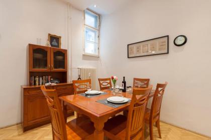 Liszt Ferenc Boutique Apartment - image 17