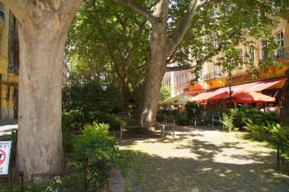 Liszt Ferenc Boutique Apartment - image 5