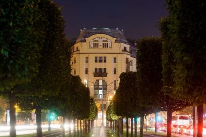 Karoly Corner Residences - image 17