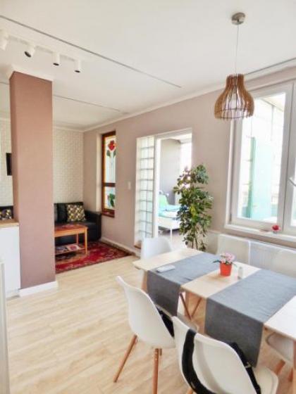 Rumbach Terrace Apartman - image 13