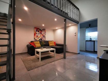 Keleti Studio Apartman - image 1
