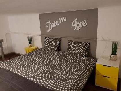 Keleti Studio Apartman - image 9