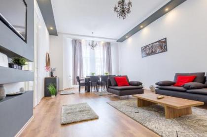 Real Apartments Zichy - image 4