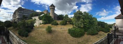 Castel view apartment - image 1